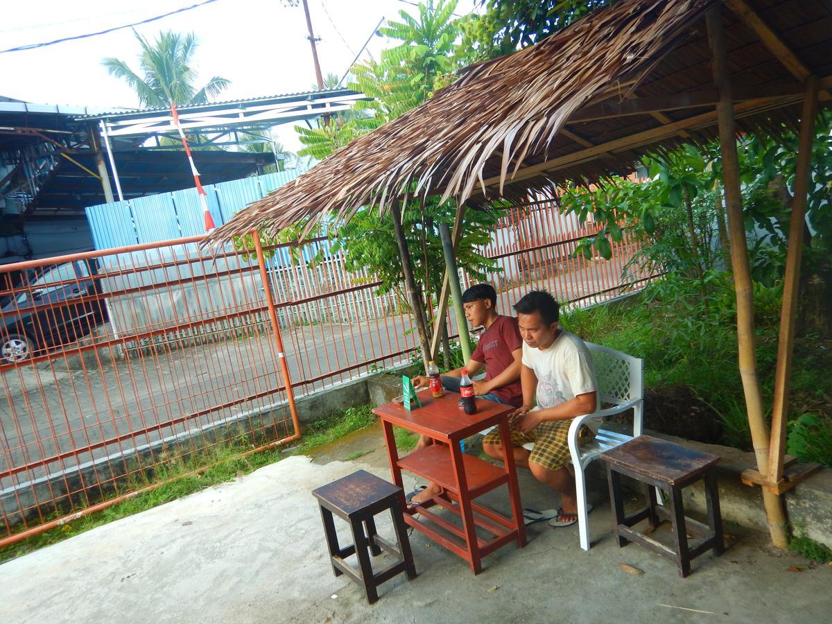 Rumah Singgah Manado Exterior foto